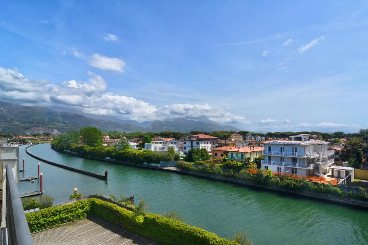 Michelangelo Rta Aparthotel Cinquale Bagian luar foto