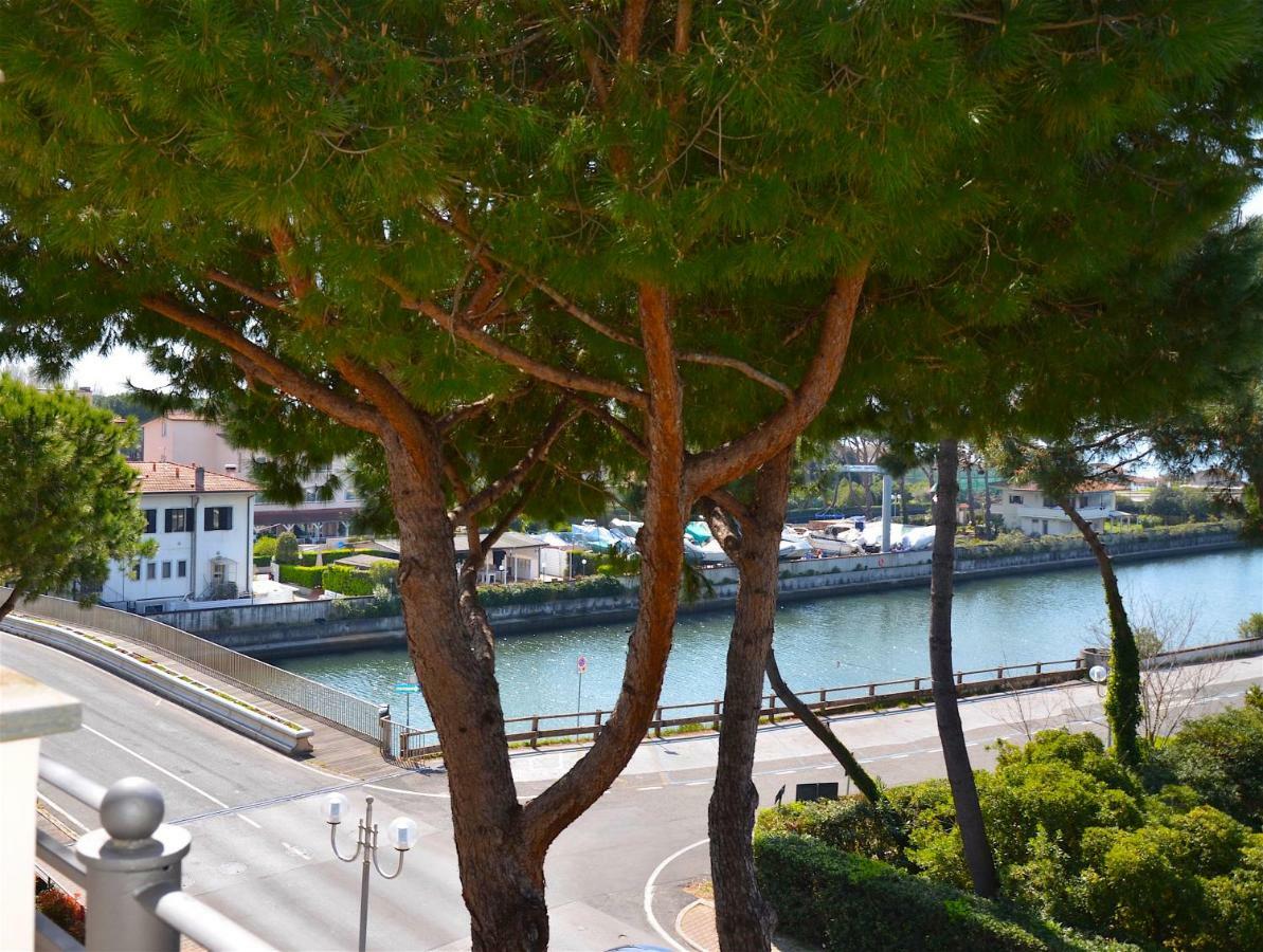 Michelangelo Rta Aparthotel Cinquale Bagian luar foto